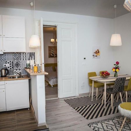 Reghin Guest House Экстерьер фото