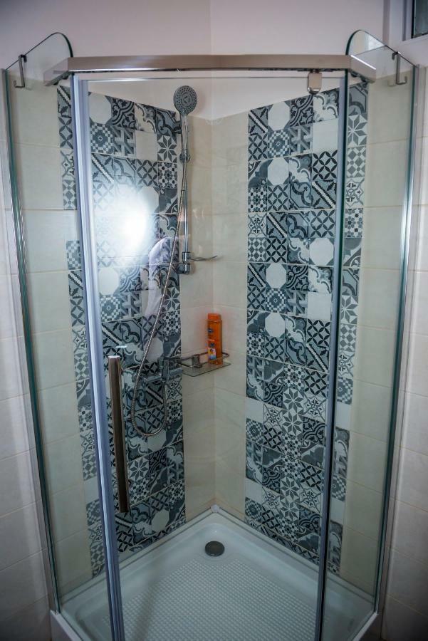 Reghin Guest House Экстерьер фото